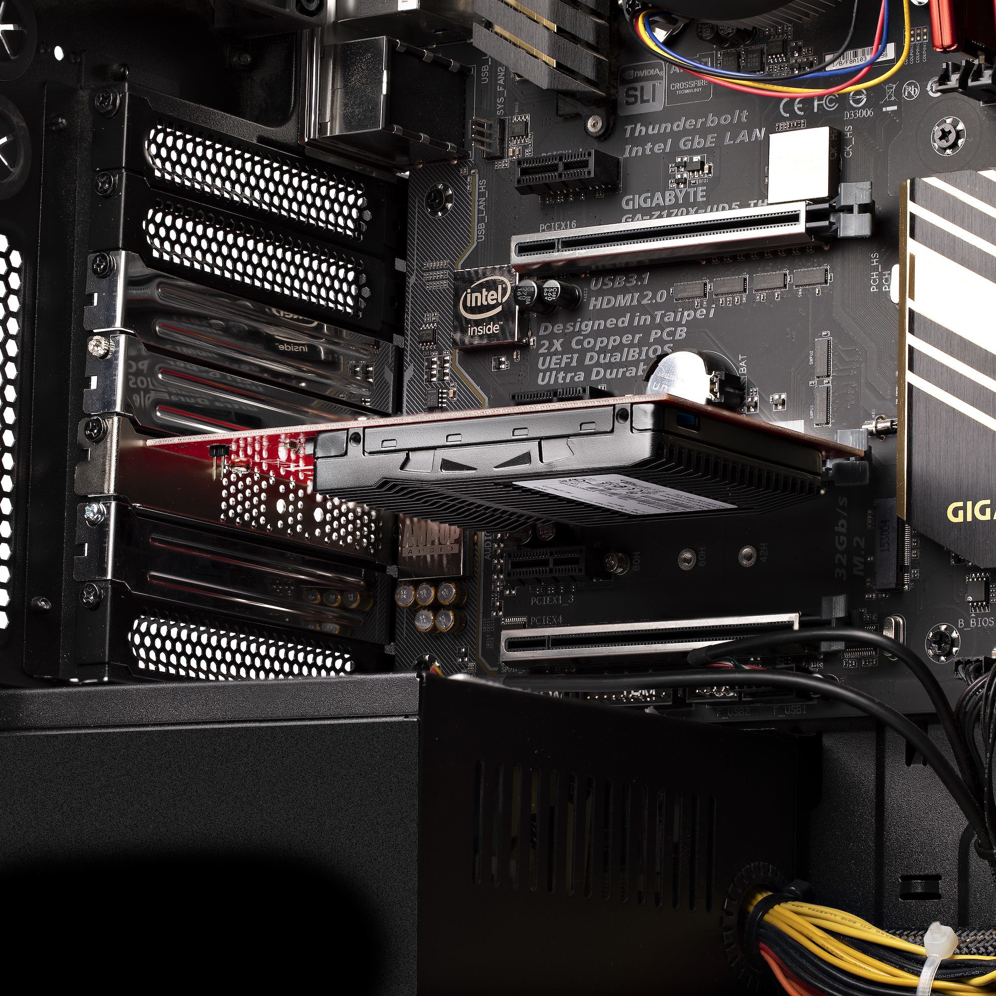 U.3 to PCIe Adapter Card For U.3 SSDs - Image 12