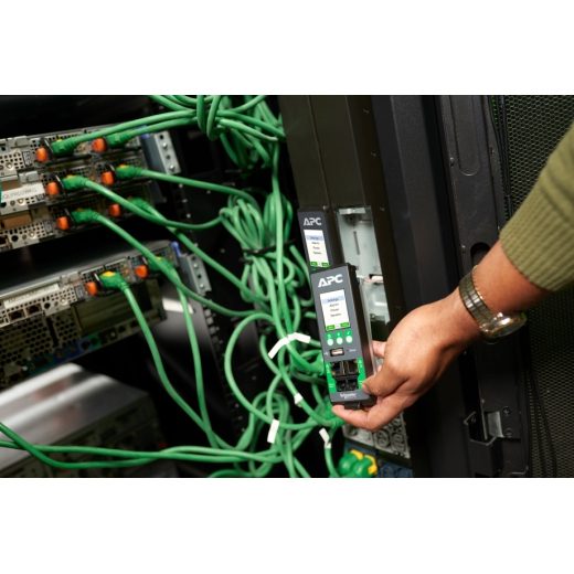 NetShelter Rack PDU Advanced Metered 3PH - Image 7