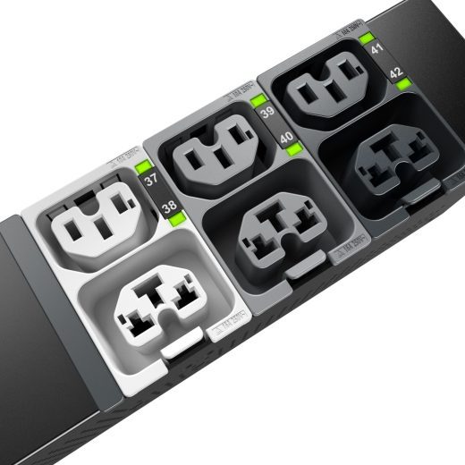 NetShelter Rack PDU Advanced Metered 3PH - Image 11