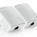 TP-Link TL-PA411 KIT AV600 Nano Powerline Adapter Starter Kit HomePlug AV 1x100Mbps LAN 300m Range Miniature Design Plug & Play