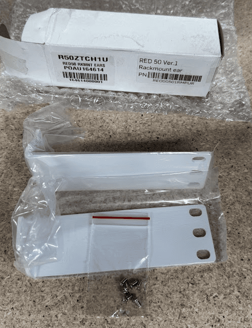 Sophos RED 50 Rackmount Ears (2 pcs) for 1U Units