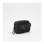 Incase Crosstown Sling – Black (INCO400800-BLK)